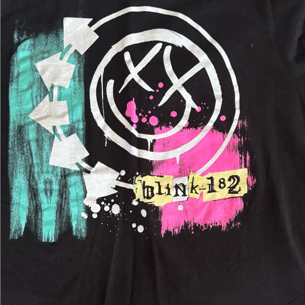 Blink-182 Graphic Tee - Picture 4 of 7